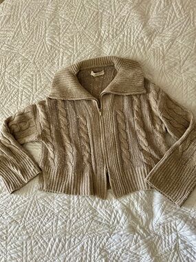 Abercrombie & Fitch Marino Wool Blend Cable Knit Zip Sweater in Beige